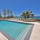 Clubb Coolum Beach Resort