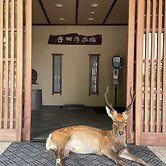 Sarusawaike Yoshidaya