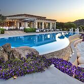 Li Finistreddi Exclusive Country Retreat