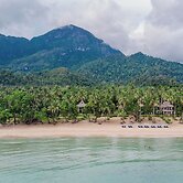 Daluyon Beach and Mountain Resort