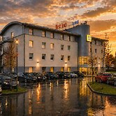 First Inn Hotel Les Ulis
