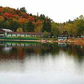 Algonquin Lakeside Inn