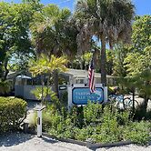 Tarpon Tale Inn