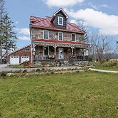 CastleView Inn by Elevate Rooms