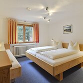 Haus Anna Apartments