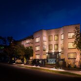 Crest on Barkly Serviced Apartments