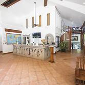 Hotel Verde Mar Direct Beach Access