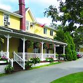 Shining Waters Country Inn