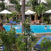 Sun & Sands Beach Hotel