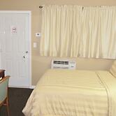 Village Inn & Suites