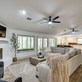 Pickleball/sport Court: Spacious Kemp Home!