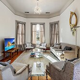 Barclay Klum House by WanderLodges