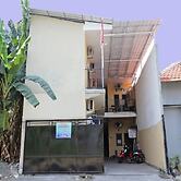 OYO Life 92925 Kost Bu Mala 2 Syariah