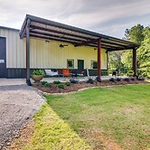 Charming Starkville Vacation Rental ~ 5 Mi to Msu!