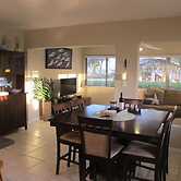 Fabulous one Bedroom in West Bay