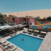 Viajero Huacachina Hostel