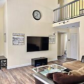 DT Reno - 4BR Home w Patio BBQ Grill Games Room