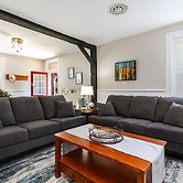 Rocklyn Inn Bed & Breakfast