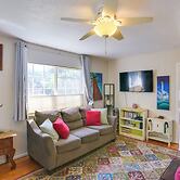 Fenced Yard & Grill: Orville Cottage Near Trails!