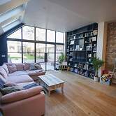 Stunning Modern 5-bed House in Central London