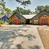 Riverfront Salesville Cabin Rental w/ Shared Dock!