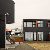 Stunning 1-Bedroom Apt With Breathtaking Scenery