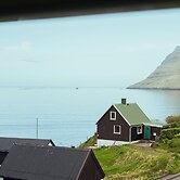 Serenity By The Sea | 3-Br House | Sea View