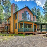 Hike & Fish: Parks Cabin w/ Balcony & Forest Views