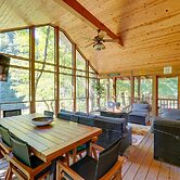Riverfront West Virginia Cabin w/ Screened-in Deck