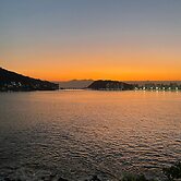 Modern Sea View / Late check-out on Sundays