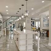 4 Mi to Dtwn: Upscale Home in Baltimore