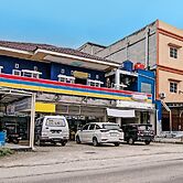 OYO 92455 Hadhilfa Homestay Syariah Near Nowwa Cafe