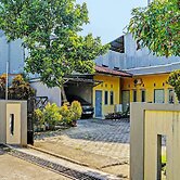 OYO 92519 Pondok Koesnita