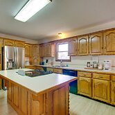 Waynesville Vacation Rental ~ 5 Mi to Downtown