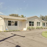 West Palm Beach Vacation Rental ~ 2 Mi to Beach!