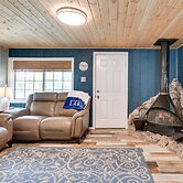 Kingston Cabin Rental: Walk to Lake Texoma Beaches