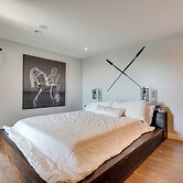 Malibu Retreat w/ Balcony & Mountain Views