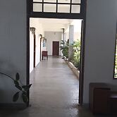 Sea Breeze Hotel Ambalangoda