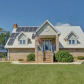 Spacious Mcminnville Vacation Home w/ Gas Grill!