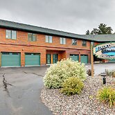 Lake Minocqua Condo w/ Shared Fire Pit!