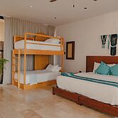 Tótem Beach Club