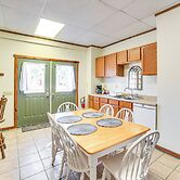 2 Mi to Ice Caves: Pet-friendly Eben Junction Apt