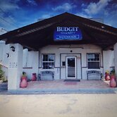 Budget Inn & Suites