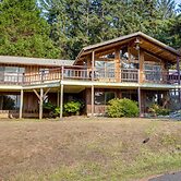 Tree-lined Gold Beach Retreat w/ Multiple Decks!