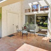 Tennis, Golf & Pools: Lovely Palm Desert Condo!