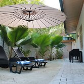 Oasis Village Fenfushi