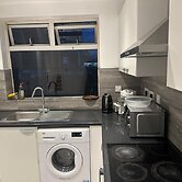 Kuramoh Modern Apartment