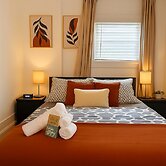 Modern Private Share Bedroom Bus stop to NYC