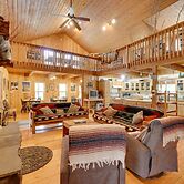 Pet-friendly House w/ Deck: Near Crater Lake!