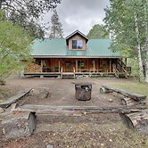 Pet-friendly House w/ Deck: Near Crater Lake!